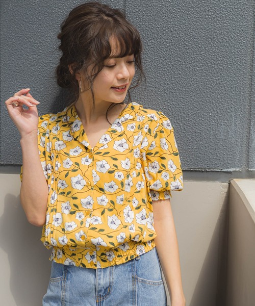 Libby&Rose(リビーアンドローズ)の「花柄オープンカラー5分袖ブラウス(シャツ/ブラウス・レディース・ベージュ/ネイビー/イエロー・FREE)」の16枚目の写真