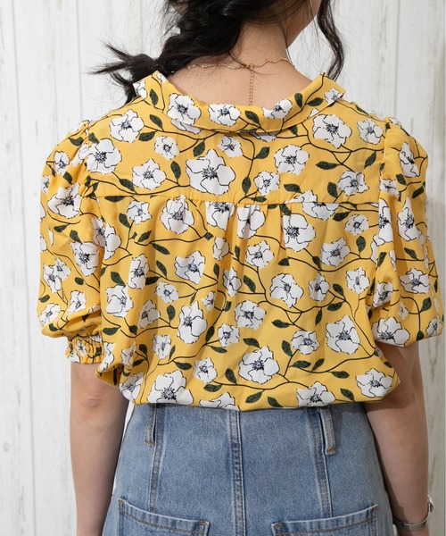 Libby&Rose(リビーアンドローズ)の「花柄オープンカラー5分袖ブラウス(シャツ/ブラウス・レディース・ベージュ/ネイビー/イエロー・FREE)」の19枚目の写真