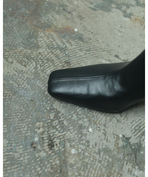 TODAYFUL（トゥデイフル）の「スクエアアンクルブーツ（ブーツ・レディース・ブラック/ブラウン・36inch/38inch/37inch）」の5枚目の写真