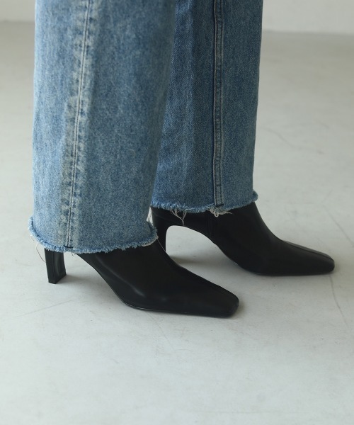 TODAYFUL（トゥデイフル）の「スクエアアンクルブーツ（ブーツ・レディース・ブラック/ブラウン・36inch/38inch/37inch）」の3枚目の写真