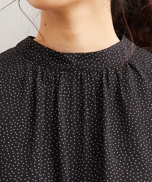 ドットプリントノースリーブワンピース