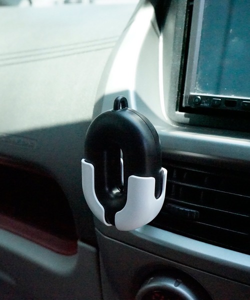 a.depeche（アデペシュ）の「【CoCo:LO】首下げ空気清浄除菌器ドーナツクリーン BK ブラック（生活家電・レディース・ブラック・FREE）」の6枚目の写真