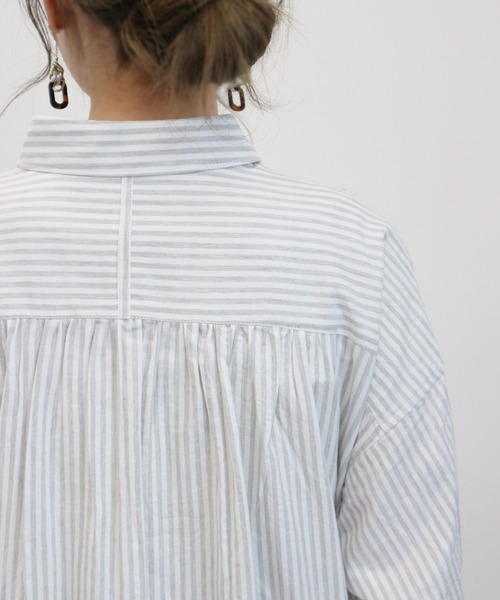 AMERICAN HOLIC(アメリカンホリック)の「レギュラーカラー比翼シャツチュニック(シャツ/ブラウス・レディース・チャコールグレー/ライトグレー/パープル/オフホワイト/ストライプ/ホワイト系その他6・FREE)」の11枚目の写真