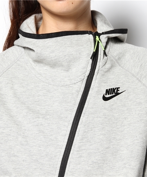 BEAMS BOY（ビームスボーイ）の「NIKE / テックフリース ジップフード（パーカー・レディース・グレー・ONE SIZE）」の5枚目の写真