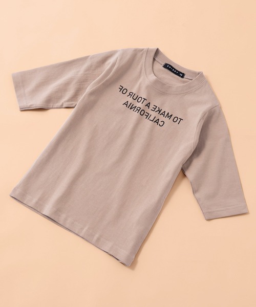 SHISKY（シスキー）の「SHISKY / シスキー ロゴプリント ビックシルエット クルーネック 7分袖 トップス カットソー キッズ（Tシャツ/カットソー・キッズ・オフホワイト/ベージュ系その他/ホワイト系その他2/ブラック/チャコール/オレンジ/ブラック系その他3/ブラック系その他/グレー系その他2/モカ/サックスブルー/ホワイト系その他/杢グレー/ベージュ/ホワイト系その他3/ブラウン系その他/ブラック系その他2/グリーン系その他/ミント/グレー系その他・110/150/130/160/140/120）」の15枚目の写真