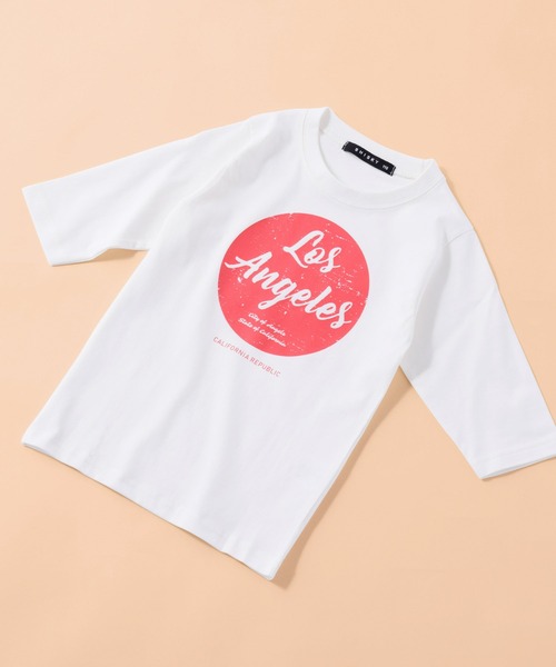 SHISKY（シスキー）の「SHISKY / シスキー ロゴプリント ビックシルエット クルーネック 7分袖 トップス カットソー キッズ（Tシャツ/カットソー・キッズ・オフホワイト/ベージュ系その他/ホワイト系その他2/ブラック/チャコール/オレンジ/ブラック系その他3/ブラック系その他/グレー系その他2/モカ/サックスブルー/ホワイト系その他/杢グレー/ベージュ/ホワイト系その他3/ブラウン系その他/ブラック系その他2/グリーン系その他/ミント/グレー系その他・110/150/130/160/140/120）」の3枚目の写真