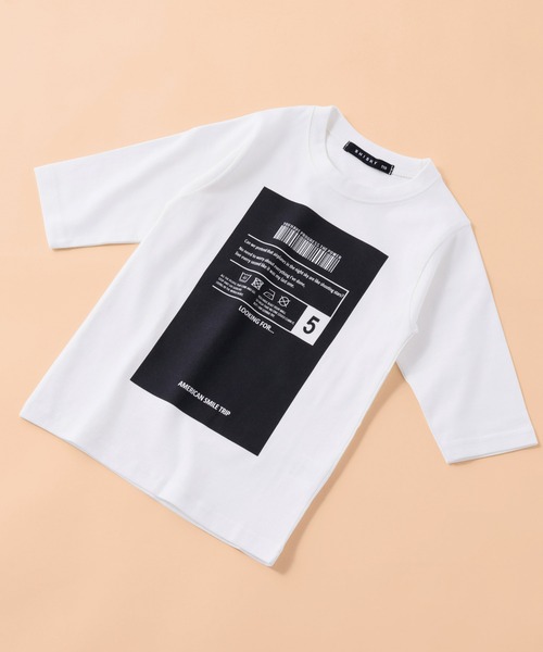 SHISKY（シスキー）の「SHISKY / シスキー ロゴプリント ビックシルエット クルーネック 7分袖 トップス カットソー キッズ（Tシャツ/カットソー・キッズ・オフホワイト/ベージュ系その他/ホワイト系その他2/ブラック/チャコール/オレンジ/ブラック系その他3/ブラック系その他/グレー系その他2/モカ/サックスブルー/ホワイト系その他/杢グレー/ベージュ/ホワイト系その他3/ブラウン系その他/ブラック系その他2/グリーン系その他/ミント/グレー系その他・110/150/130/160/140/120）」の4枚目の写真