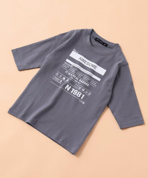 SHISKY（シスキー）の「SHISKY / シスキー ロゴプリント ビックシルエット クルーネック 7分袖 トップス カットソー キッズ（Tシャツ/カットソー・キッズ・オフホワイト/ベージュ系その他/ホワイト系その他2/ブラック/チャコール/オレンジ/ブラック系その他3/ブラック系その他/グレー系その他2/モカ/サックスブルー/ホワイト系その他/杢グレー/ベージュ/ホワイト系その他3/ブラウン系その他/ブラック系その他2/グリーン系その他/ミント/グレー系その他・110/150/130/160/140/120）」の12枚目の写真