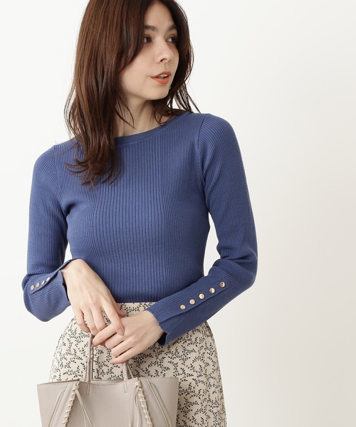 N.(N. Natural Beauty Basic)(エヌエヌナチュラルビューティーベーシック)の「◆ポイントボタンランダムリブニット(ニット/セーター・レディース・ベージュ/ネイビー/オフホワイト/ブルー・MEDIUM)」の4枚目の写真