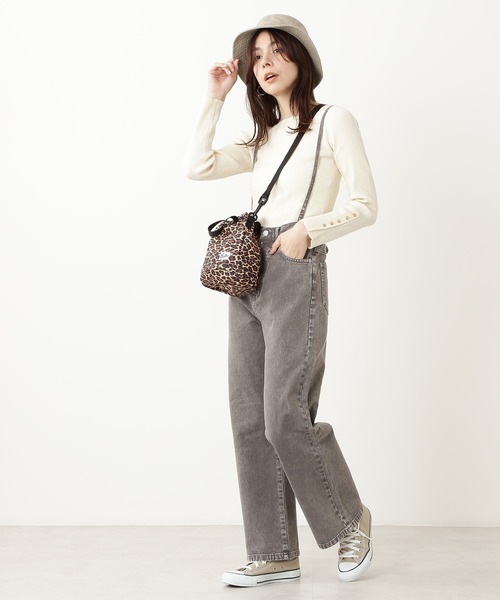 N.(N. Natural Beauty Basic)(エヌエヌナチュラルビューティーベーシック)の「◆ポイントボタンランダムリブニット(ニット/セーター・レディース・ベージュ/ネイビー/オフホワイト/ブルー・MEDIUM)」の13枚目の写真