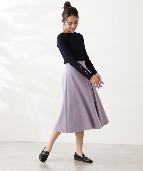 N.(N. Natural Beauty Basic)(エヌエヌナチュラルビューティーベーシック)の「◆ポイントボタンランダムリブニット(ニット/セーター・レディース・ベージュ/ネイビー/オフホワイト/ブルー・MEDIUM)」の9枚目の写真