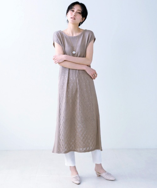 Bou Jeloud（ブージュルード）の「透かし柄◆美ラインニットワンピース（ワンピース・レディース・ベージュ/グリーン/A・FREE）」の4枚目の写真