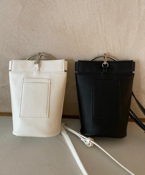 Aunt Marie's（アントマリーズ）の「リングハンドルレザーマルチショルダーバッグ/3way（ショルダーバッグ・レディース・ホワイト/ブラック・FREE）」の14枚目の写真