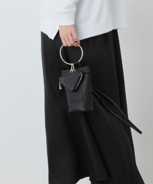 Aunt Marie's（アントマリーズ）の「リングハンドルレザーマルチショルダーバッグ/3way（ショルダーバッグ・レディース・ホワイト/ブラック・FREE）」の5枚目の写真