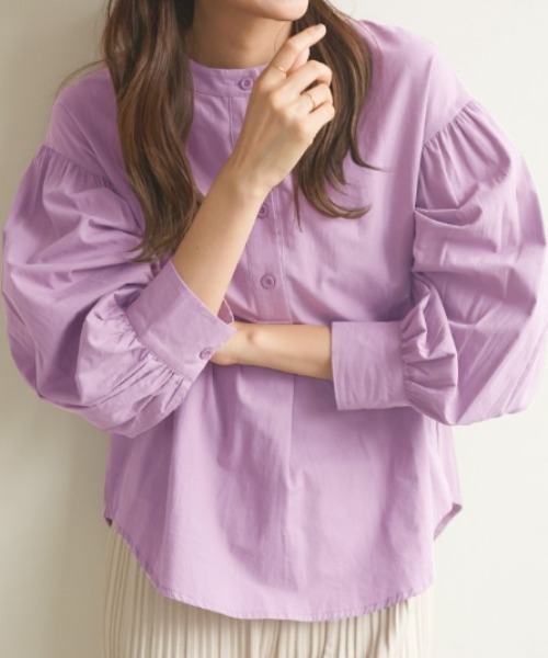Futier land(フューティアランド)の「バルーンスリーブバンドカラーシャツブラウス(シャツ/ブラウス・レディース・ブラック/ブラウン/オフホワイト/グリーン系その他/パープル/ライトパープル/ピンク/ラベンダー/ブルーグレー/アイボリー/オレンジ・MEDIUM/LARGE/X-LARGE)」の8枚目の写真
