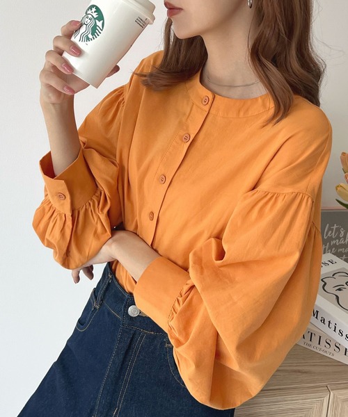 Futier land(フューティアランド)の「バルーンスリーブバンドカラーシャツブラウス(シャツ/ブラウス・レディース・ブラック/ブラウン/オフホワイト/グリーン系その他/パープル/ライトパープル/ピンク/ラベンダー/ブルーグレー/アイボリー/オレンジ・MEDIUM/LARGE/X-LARGE)」の11枚目の写真