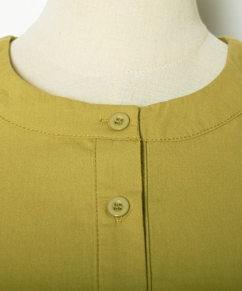 Futier land(フューティアランド)の「バルーンスリーブバンドカラーシャツブラウス(シャツ/ブラウス・レディース・ブラック/ブラウン/オフホワイト/グリーン系その他/パープル/ライトパープル/ピンク/ラベンダー/ブルーグレー/アイボリー/オレンジ・MEDIUM/LARGE/X-LARGE)」の16枚目の写真