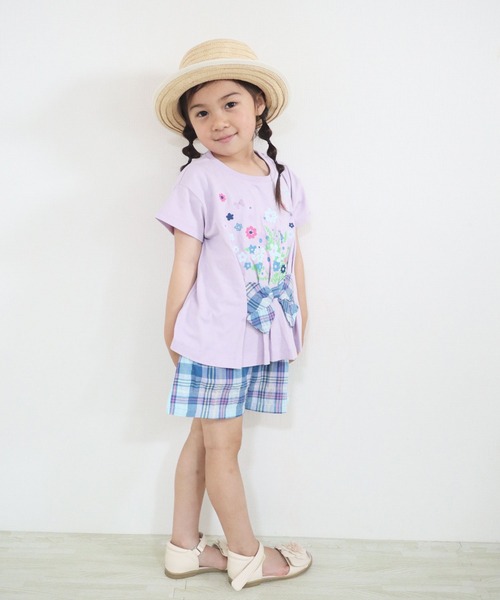 KP（ケーピー）の「花プリントモチーフの半袖Tシャツ(100-130cm)（Tシャツ/カットソー・キッズ・オフホワイト/ラベンダー・110cm/120cm/130cm）」の6枚目の写真