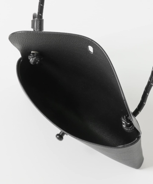 GEAR3（ギアスリー）の「【別注】GEAR3 CODE4-017-4UR（ショルダーバッグ・メンズ・ブラック・-）」の4枚目の写真