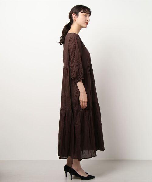 Samansa Mos2（サマンサ モスモス）の「クリンクルティアードワンピ（ワンピース・レディース・ベージュ/カーキ/ブラウン/ブルー・ﾌﾘ-）」の6枚目の写真