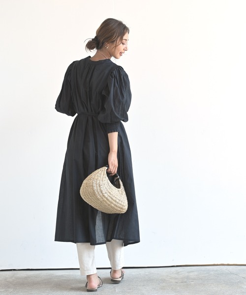 rps（アールピーエス）の「バンドカラーレイヤー風シャツワンピース（ワンピース・レディース・オフホワイト/ブラック/グリーン・M）」の16枚目の写真