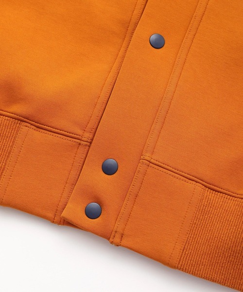 MILKFED.(ミルクフェド)の「ARCH LOGO BLOUSON(ブルゾン・レディース・チャコール/オレンジ・ONE SIZE)」の5枚目の写真