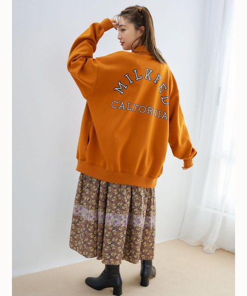 MILKFED.(ミルクフェド)の「ARCH LOGO BLOUSON(ブルゾン・レディース・チャコール/オレンジ・ONE SIZE)」の18枚目の写真
