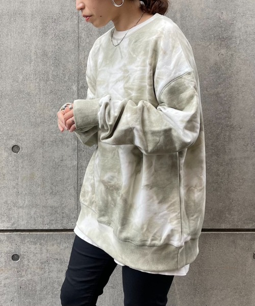natto(ナット)の「【ユニセックスアイテム】tie dye pullover sweat / オーバーサイズタイダイ柄スウェット(スウェット・メンズ・カーキ・FREE)」の1枚目の写真