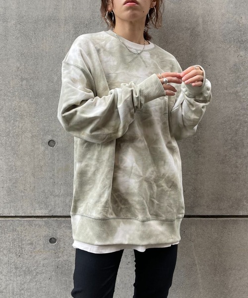 natto(ナット)の「【ユニセックスアイテム】tie dye pullover sweat / オーバーサイズタイダイ柄スウェット(スウェット・メンズ・カーキ・FREE)」の2枚目の写真