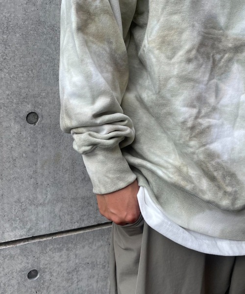 natto(ナット)の「【ユニセックスアイテム】tie dye pullover sweat / オーバーサイズタイダイ柄スウェット(スウェット・メンズ・カーキ・FREE)」の12枚目の写真