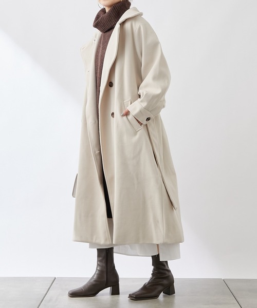 COLONY 2139（コロニートゥーワンスリーナイン）の「ニットモッサベルト付スタンドカラーロングコート（トレンチコート・レディース・アイボリー/ブラック/モカ・MEDIUM/LARGE）」の12枚目の写真