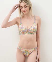Mon cher pigeon*（モンシェルピジョン）の「【編み上げ風できゅっと谷間】ブラジャー&ショーツ セット Trier bouquet トリエブーケ A~F（ブラ&ショーツ）」