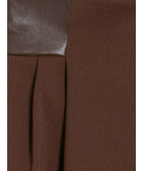 ELENDEEK（エレンディーク）の「フェイクレザーミックスＩラインスカート（スカート・レディース・ブラウン/ブラック/ラベンダー・02/01）」の4枚目の写真