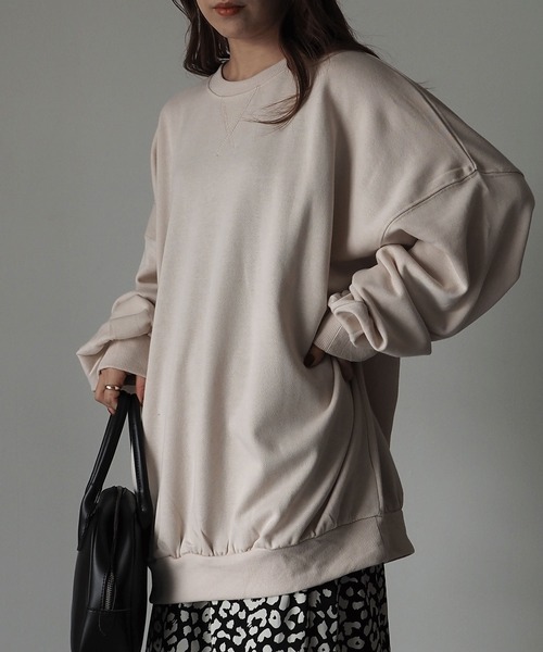 Riberry（リベリー）の「裏起毛ビッグスウェットプルオーバー（スウェット・レディース・アイボリー/スミクロ/ブラウン/モカ/ベージュ/ラベンダー/ライトグリーン・FREE）」の2枚目の写真