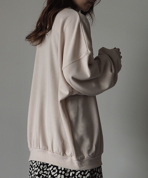 Riberry（リベリー）の「裏起毛ビッグスウェットプルオーバー（スウェット・レディース・アイボリー/スミクロ/ブラウン/モカ/ベージュ/ラベンダー/ライトグリーン・FREE）」の9枚目の写真