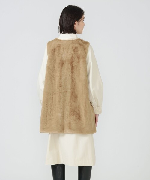LOVELESS(ラブレス)の「ファーベストレイヤードコート(ステンカラーコート・レディース・ベージュ系その他・36/34)」の5枚目の写真