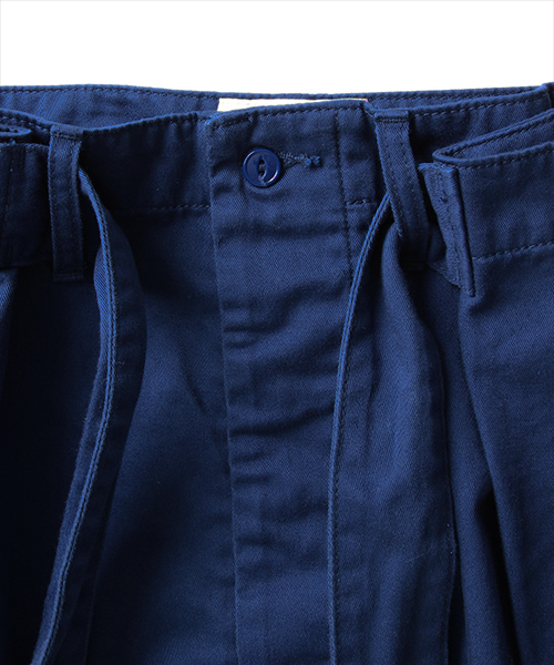 BEAMS BOY（ビームスボーイ）の「【一部予約】BEAMS BOY / チノ メディカル スカート（スカート・レディース・グレー/カーキ/ネイビー・ONE SIZE）」の12枚目の写真