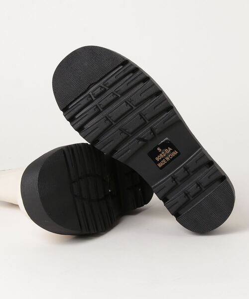 LibertyDoll（リバティードール）の「LIBERTYDOLL / [超軽量]　スクエアトゥトラックソールチェルシーブーツ (9082)　サイドゴアショートブーツ　コンバットブーツ（ブーツ・レディース・ブラック/アイボリー/ホワイト/ダークブラウン/ブラック系その他・LL/S/M/L/SS/3L/40/44/41/42/43）」の13枚目の写真