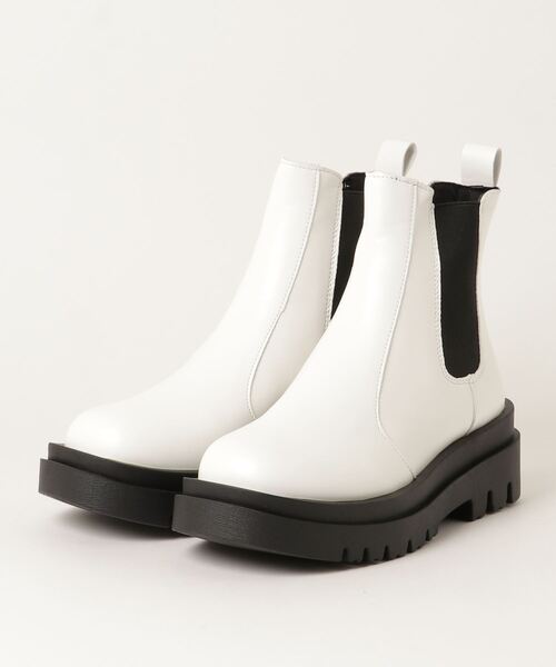 LibertyDoll（リバティードール）の「LIBERTYDOLL / [超軽量]　スクエアトゥトラックソールチェルシーブーツ (9082)　サイドゴアショートブーツ　コンバットブーツ（ブーツ・レディース・ブラック/アイボリー/ホワイト/ダークブラウン/ブラック系その他・LL/S/M/L/SS/3L/40/44/41/42/43）」の17枚目の写真