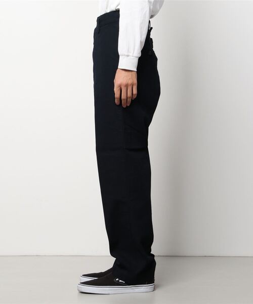 DOMINGO（ドミンゴ）の「[OMNIGOD mens / オムニゴッド]　インディゴヘリンボーン エンジニアトラウザー（その他パンツ・メンズ・ダークネイビー・3/1/4）」の2枚目の写真