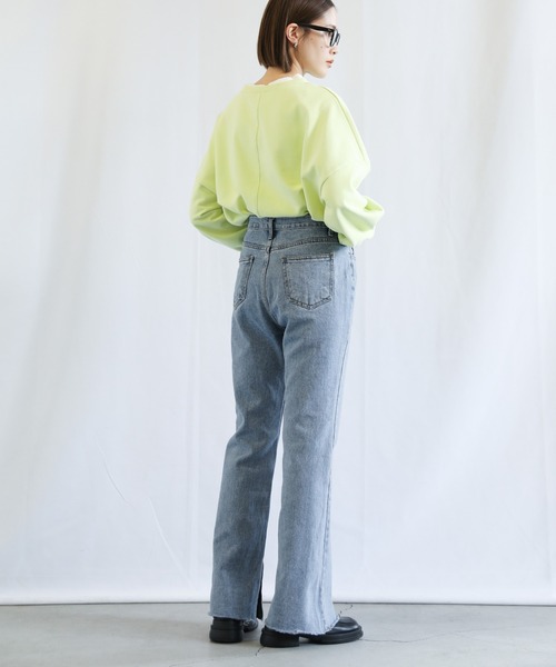 select MOCA（セレクトモカ）の「カットオフフレアデニムパンツ