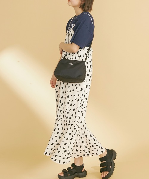 LAVEANGE（ラビアンジェ）の「Recycled nylon 3BELT SANDAL（サンダル・レディース・ブラック/ベージュ/カーキ・S/M/L）」の6枚目の写真