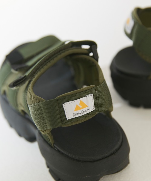 LAVEANGE（ラビアンジェ）の「Recycled nylon 3BELT SANDAL（サンダル・レディース・ブラック/ベージュ/カーキ・S/M/L）」の14枚目の写真