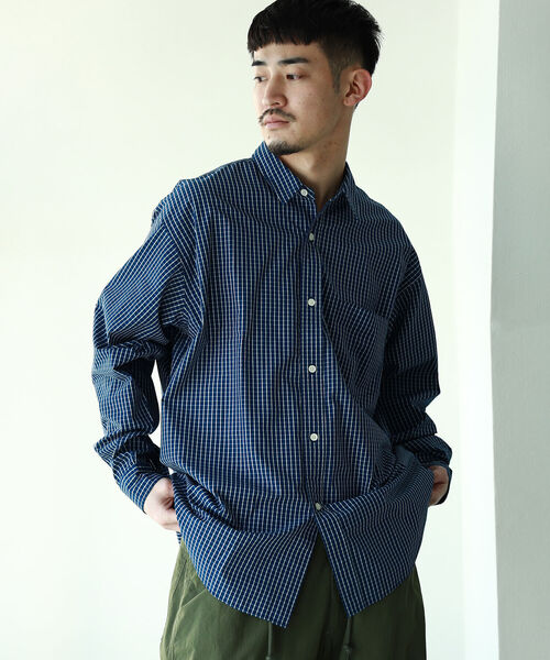 BEAMS（ビームス）の「BEAMS / グラフチェック イージーフィット シャツ（シャツ/ブラウス・メンズ・ホワイト/ネイビー・SMALL/MEDIUM/LARGE/X-LARGE）」の14枚目の写真