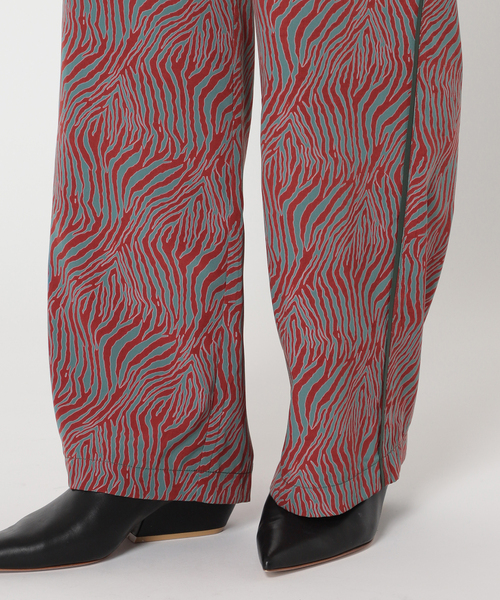 CITYSHOP(シティーショップ)の「ZEBRA PIPING パンツ(その他パンツ・レディース・カーキ/レッド系その他・36/38)」の9枚目の写真