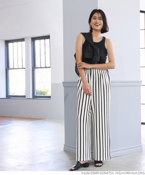 coca（coca）（コカ）の「ストライプエンボスパンツ（その他パンツ・レディース・ホワイト・LONG/SHORT）」の2枚目の写真