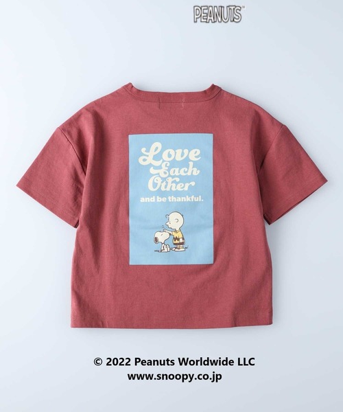 PEANUTS（ピーナッツ）の「【PEANUTS】スヌーピーＴシャツ（キッズサイズ）（Tシャツ/カットソー・キッズ・レッド/グリーン/ネイビー/ダークグレー/パープル/オフホワイト・130/140/105/120/150）」の9枚目の写真