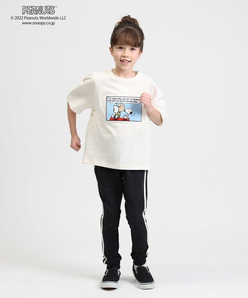 PEANUTS（ピーナッツ）の「【PEANUTS】スヌーピーＴシャツ（キッズサイズ）（Tシャツ/カットソー・キッズ・レッド/グリーン/ネイビー/ダークグレー/パープル/オフホワイト・130/140/105/120/150）」の18枚目の写真