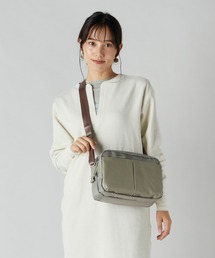 レザーコンビナイロンシリーズ 横型ショルダーバッグ Mサイズ