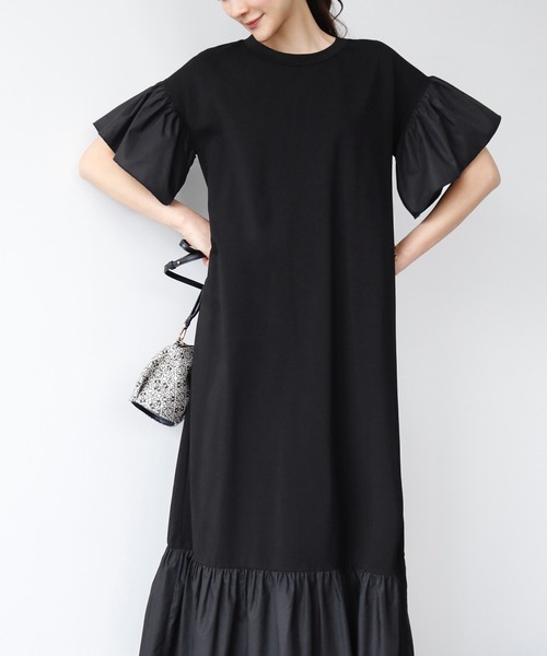 ELFRANK（エルフランク）の「異素材ドッキングフリルスリーブロングワンピース【洗える】（ワンピース・レディース・ブラック/ネイビー・FREE）」の8枚目の写真